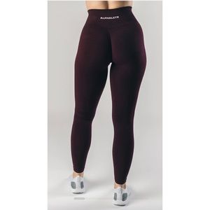 Alphalete amplify leggings - black cherry size Large